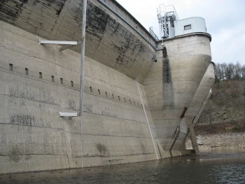Barrage de Maury en Aveyron